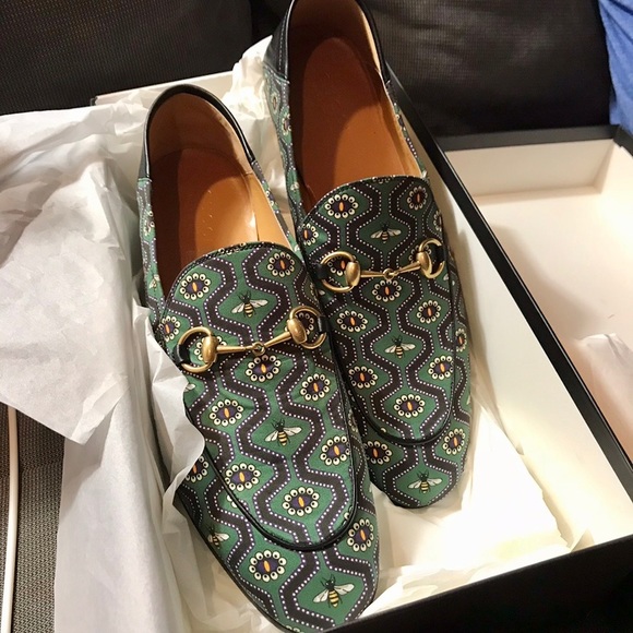 Gucci Other - Gucci Pearl Eyes Print Leather Loafer